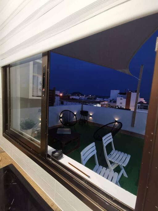 Apartamento Con Vistas Al Mar En El Centro De Corralejo Luaran gambar